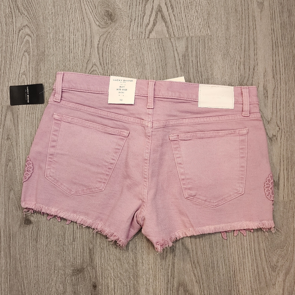 NWT Lucky Brand shorts with embroidered detail 10 - Picture 2 of 5